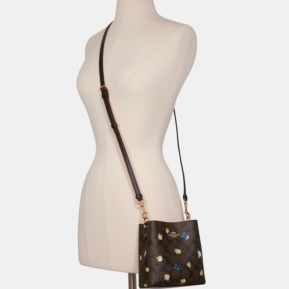 NWT COACH Mini Town Bucket Bag In Signature Canvas With Vintage Mini Rose Set - Picture 3 of 16